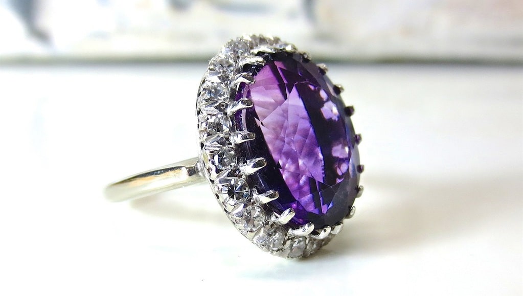 Comment choisir la boîte à bijoux parfaite pour votre collection ?